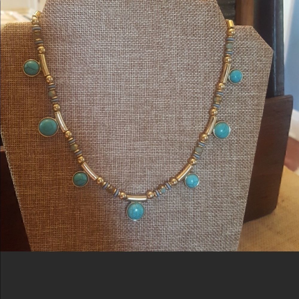 Premier Designs Bon Voyage necklace